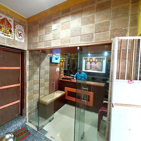 Goroomgo Sahoo Palace Puri - Prime Location Near Sea Beach - Excellent Service With Parking Facilities Esterno foto