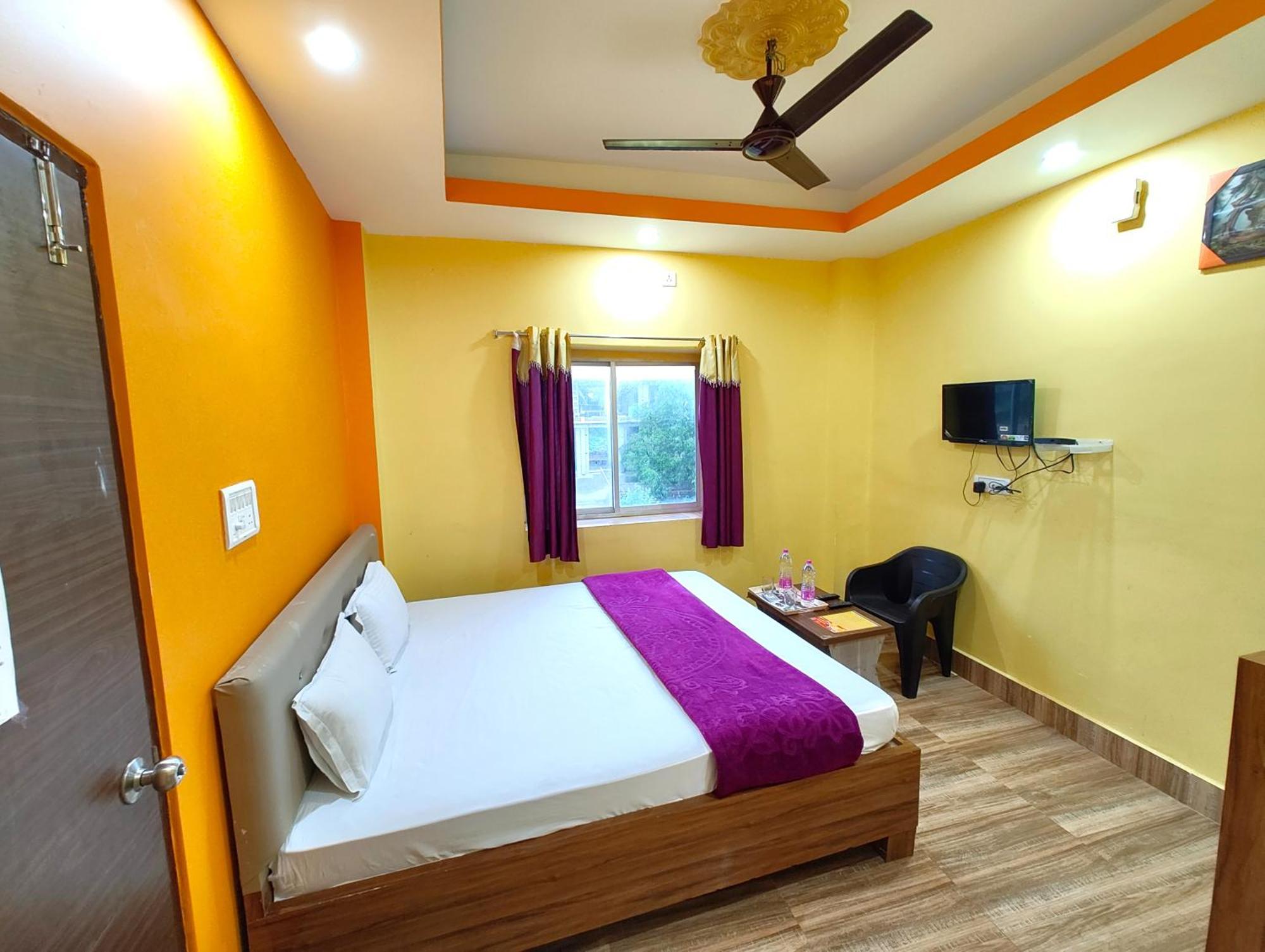 Goroomgo Sahoo Palace Puri - Prime Location Near Sea Beach - Excellent Service With Parking Facilities Esterno foto