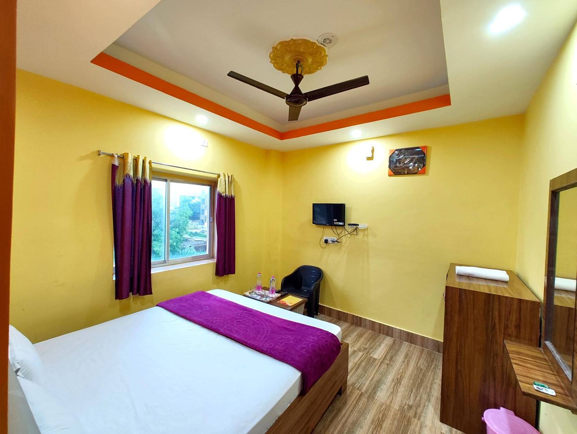 Goroomgo Sahoo Palace Puri - Prime Location Near Sea Beach - Excellent Service With Parking Facilities Esterno foto