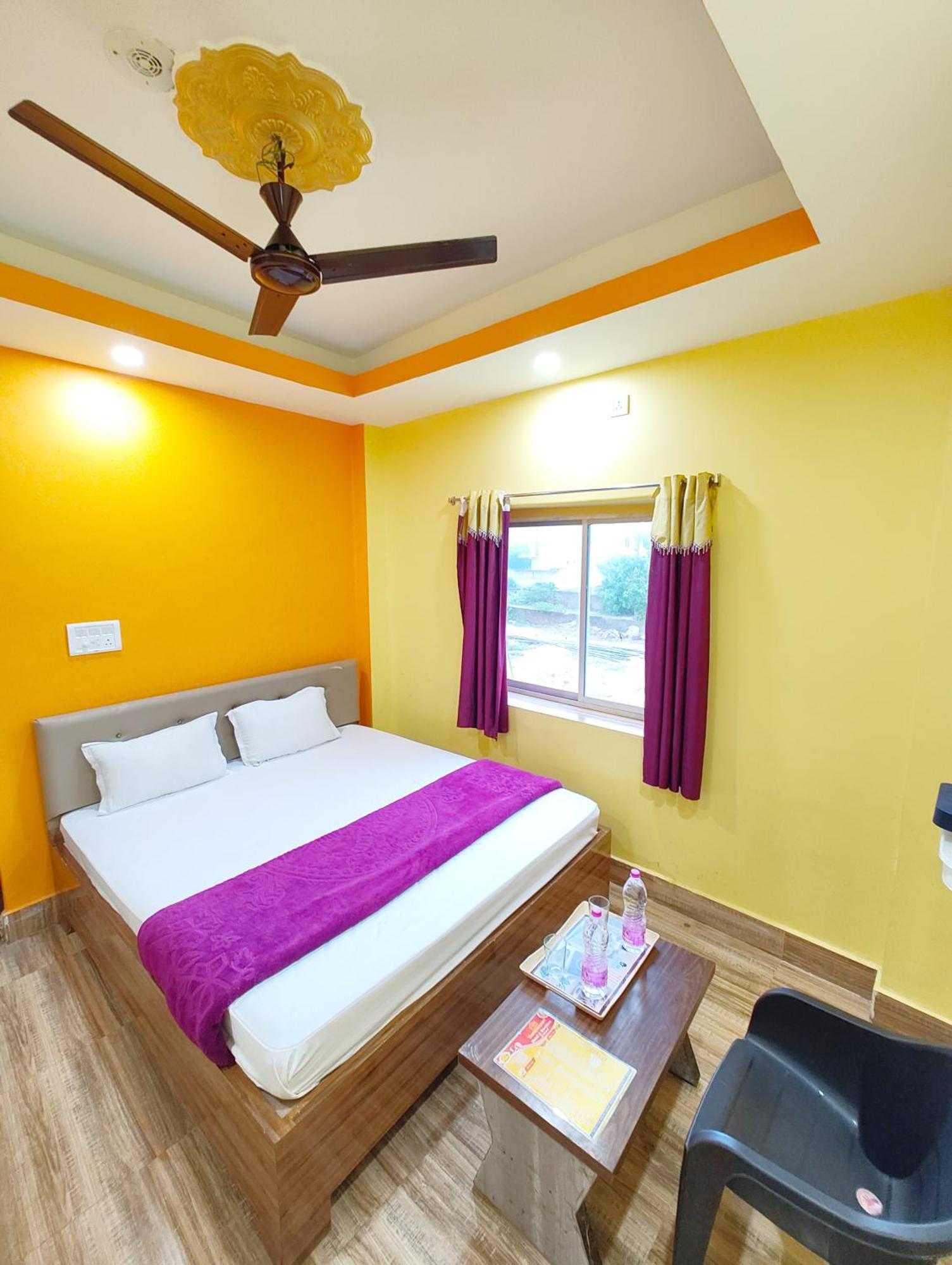 Goroomgo Sahoo Palace Puri - Prime Location Near Sea Beach - Excellent Service With Parking Facilities Esterno foto