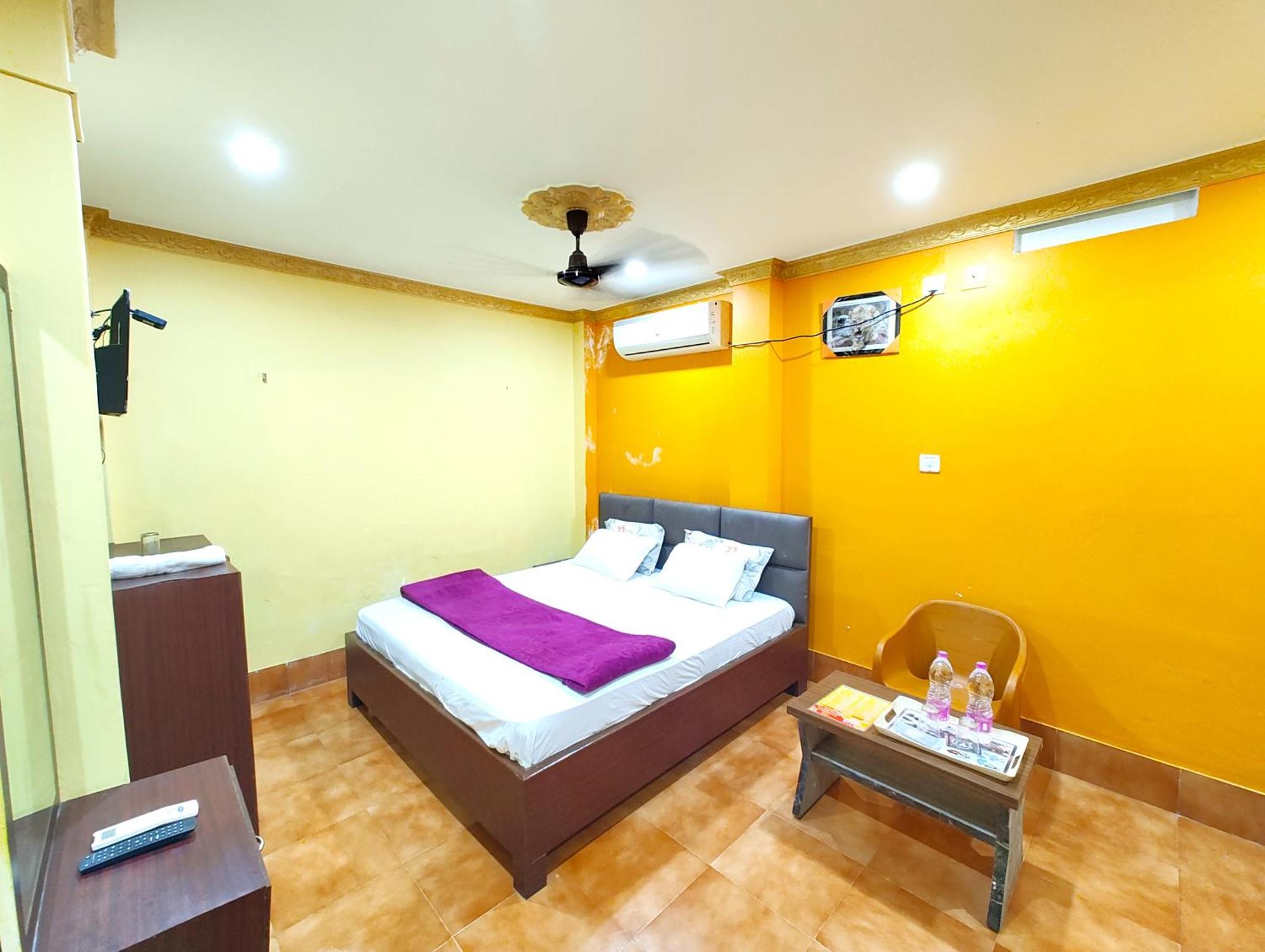 Goroomgo Sahoo Palace Puri - Prime Location Near Sea Beach - Excellent Service With Parking Facilities Esterno foto